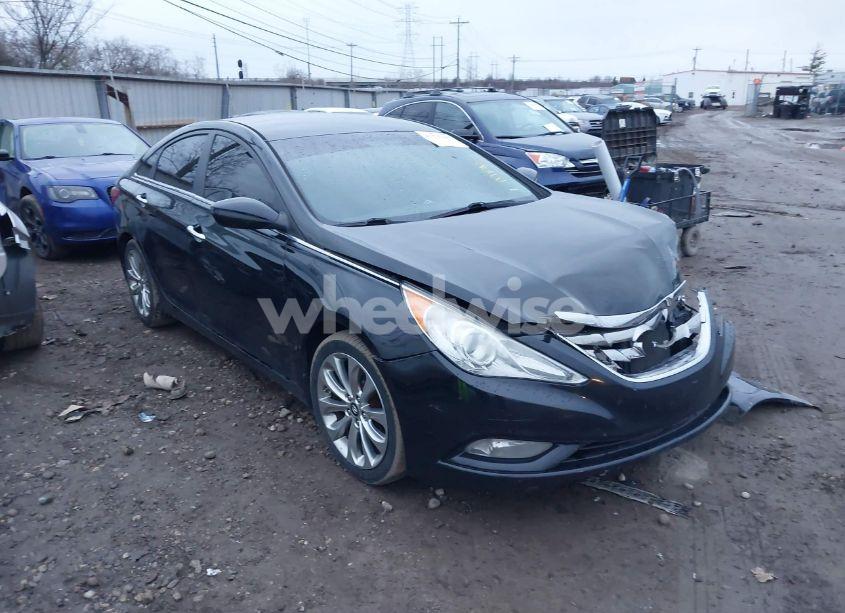 2013 Hyundai Sonata SE (VIN 5NPEC4AC9DH715817) main photo