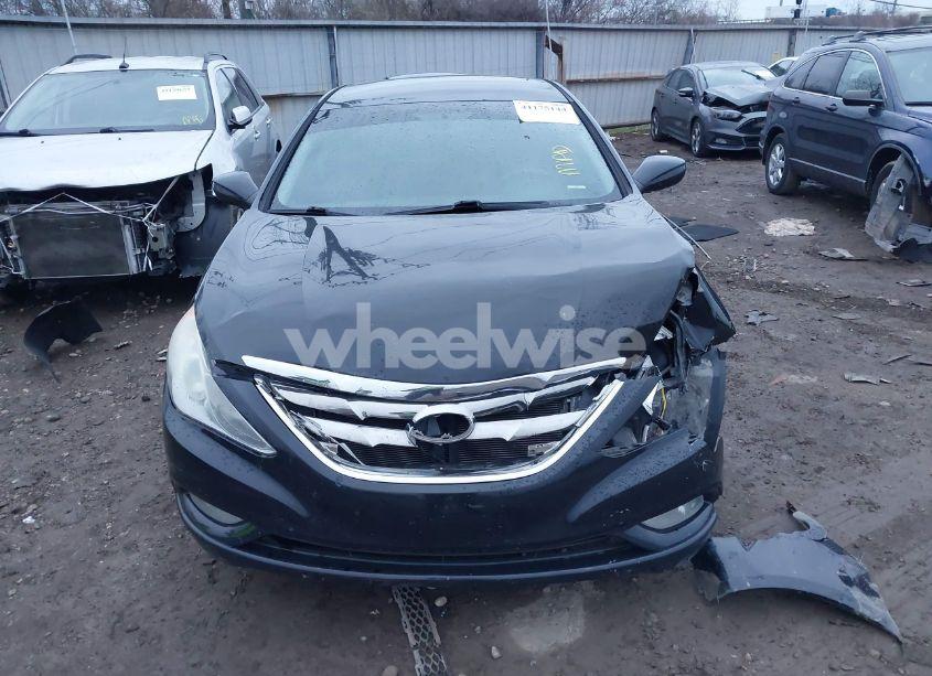 Photo 12 of 2013 Hyundai Sonata SE (VIN 5NPEC4AC9DH715817)