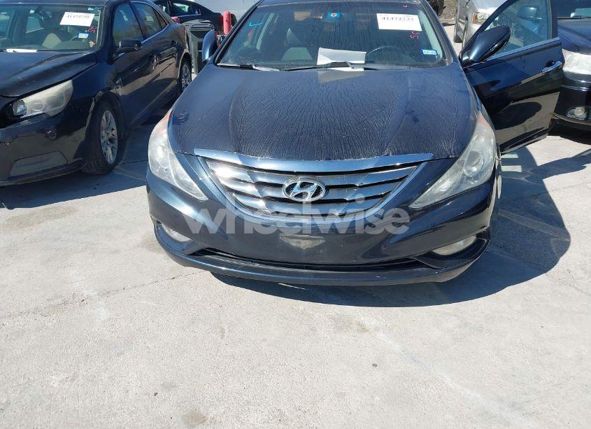 Photo 6 of 2013 Hyundai Sonata SE (VIN 5NPEC4AC9DH732665)