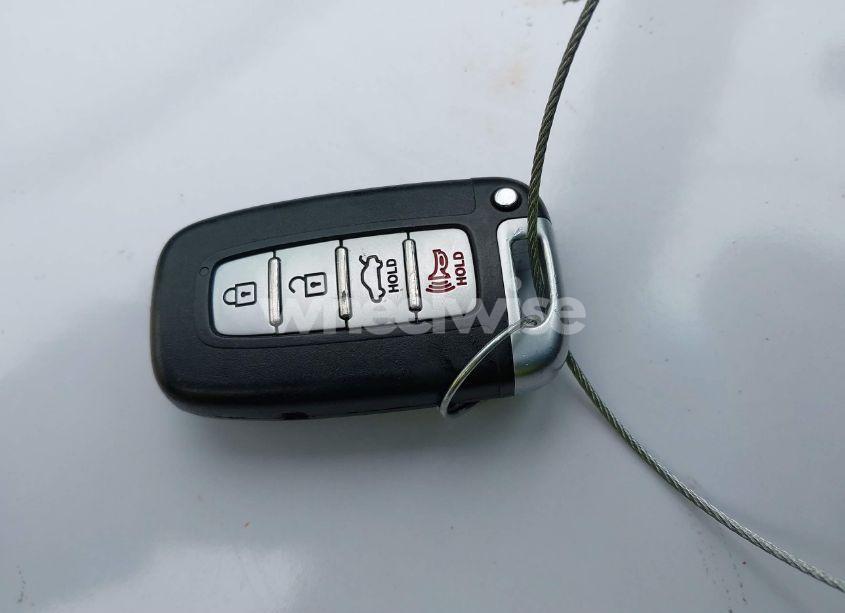 Photo 11 of 2013 Hyundai Sonata SE (VIN 5NPEC4AC9DH762751)