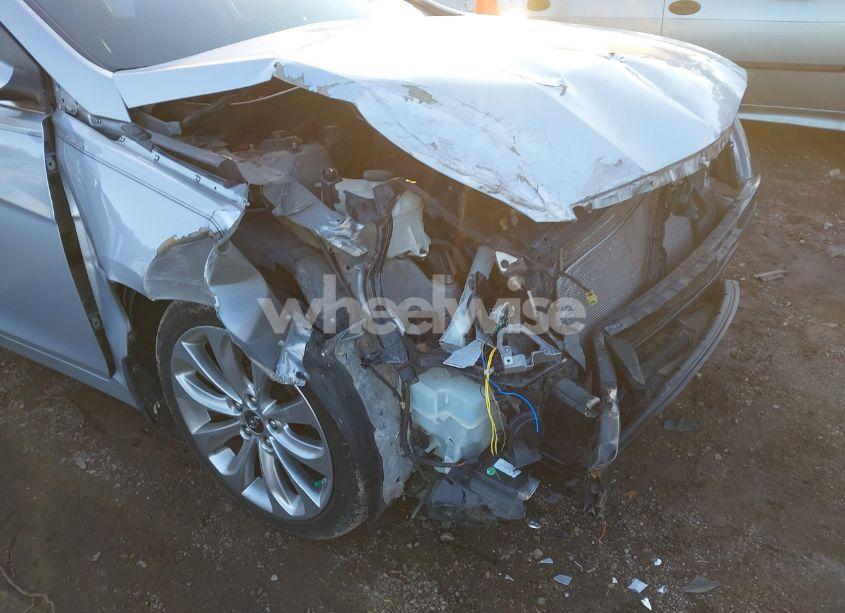 Photo 12 of 2013 Hyundai Sonata SE (VIN 5NPEC4AC9DH780313)