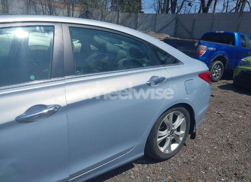 Photo 17 of 2013 Hyundai Sonata LIMITED (VIN 5NPEC4AC9DH784460)