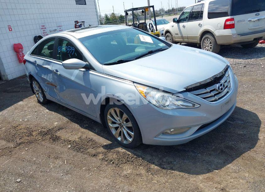 2013 Hyundai Sonata SE (VIN 5NPEC4AC9DH790761) main photo