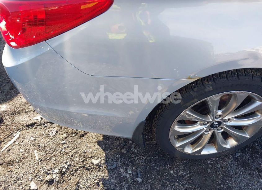 Photo 12 of 2013 Hyundai Sonata SE (VIN 5NPEC4AC9DH790761)