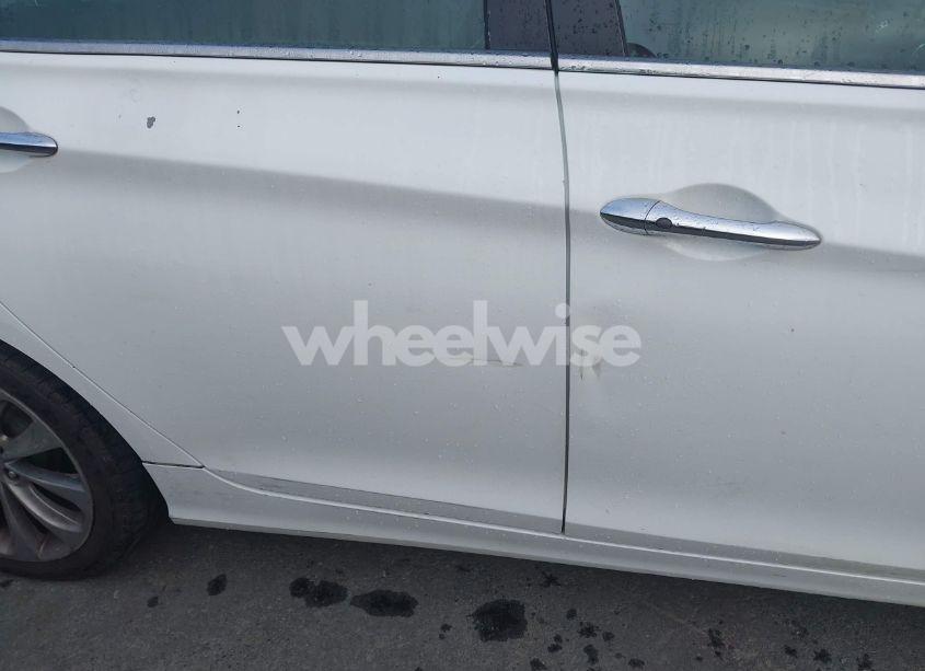 Photo 14 of 2013 Hyundai Sonata SE (VIN 5NPEC4AC9DH802858)