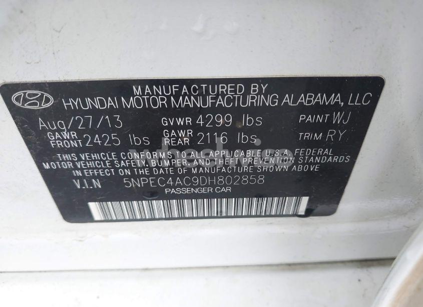 Photo 9 of 2013 Hyundai Sonata SE (VIN 5NPEC4AC9DH802858)