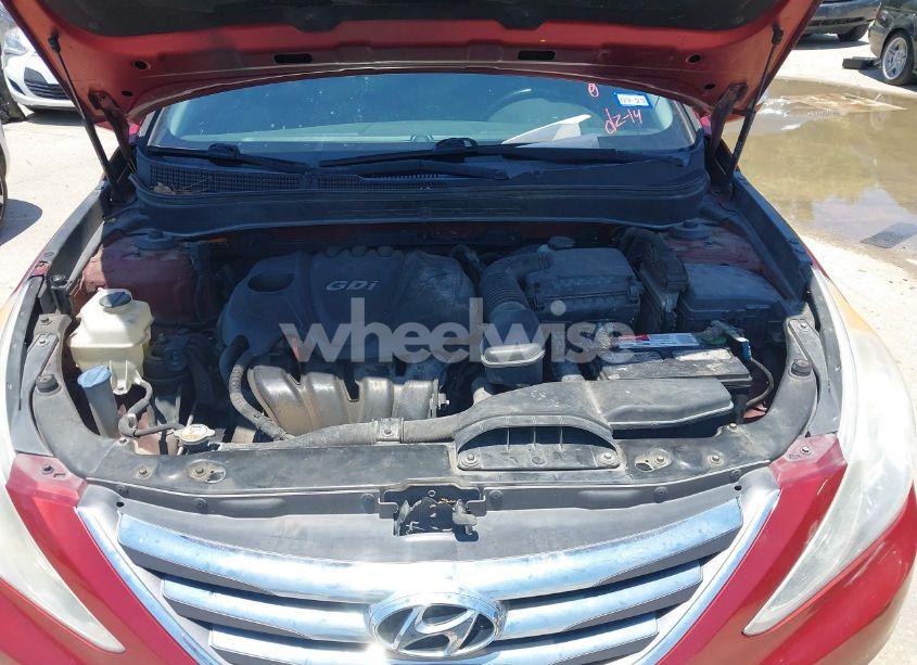 Photo 10 of 2014 Hyundai Sonata SE (VIN 5NPEC4AC9EH863967)