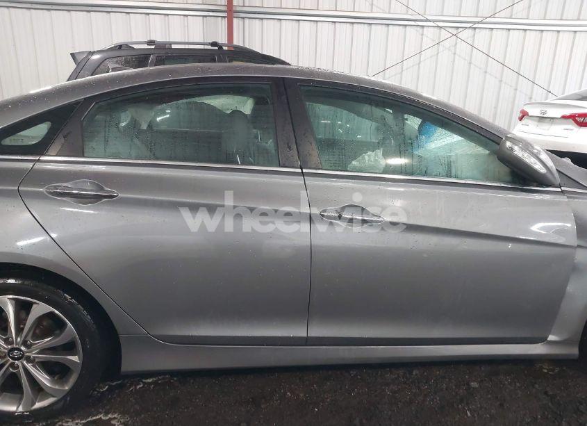 Photo 14 of 2014 Hyundai Sonata SE (VIN 5NPEC4AC9EH897584)