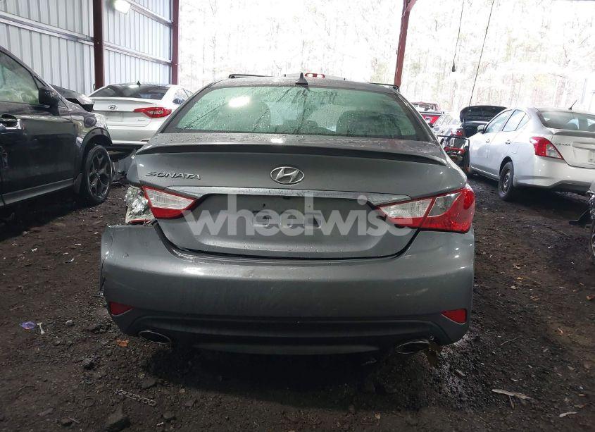 Photo 17 of 2014 Hyundai Sonata SE (VIN 5NPEC4AC9EH897584)