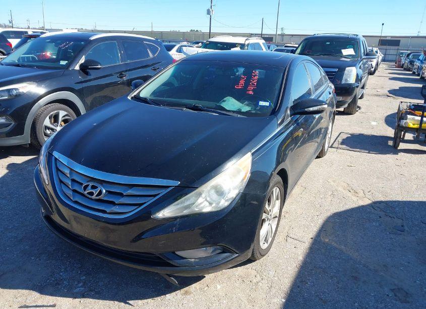 Photo 2 of 2011 Hyundai Sonata LIMITED (VIN 5NPEC4ACXBH024082)