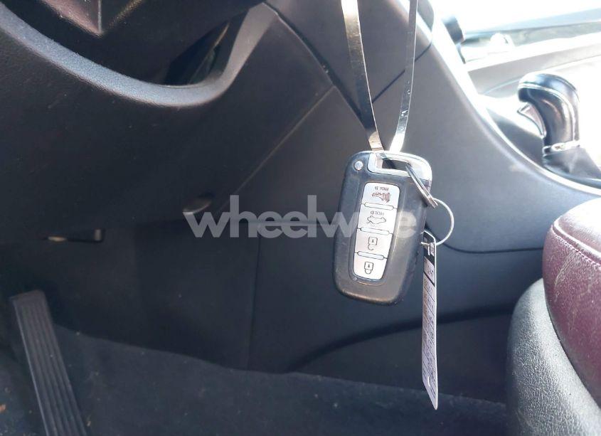 Photo 11 of 2011 Hyundai Sonata LIMITED (VIN 5NPEC4ACXBH029394)