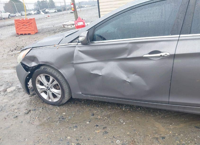 Photo 6 of 2011 Hyundai Sonata LIMITED (VIN 5NPEC4ACXBH035101)