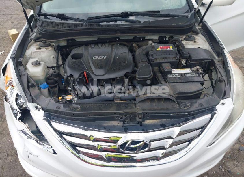 Photo 10 of 2011 Hyundai Sonata SE (VIN 5NPEC4ACXBH036569)