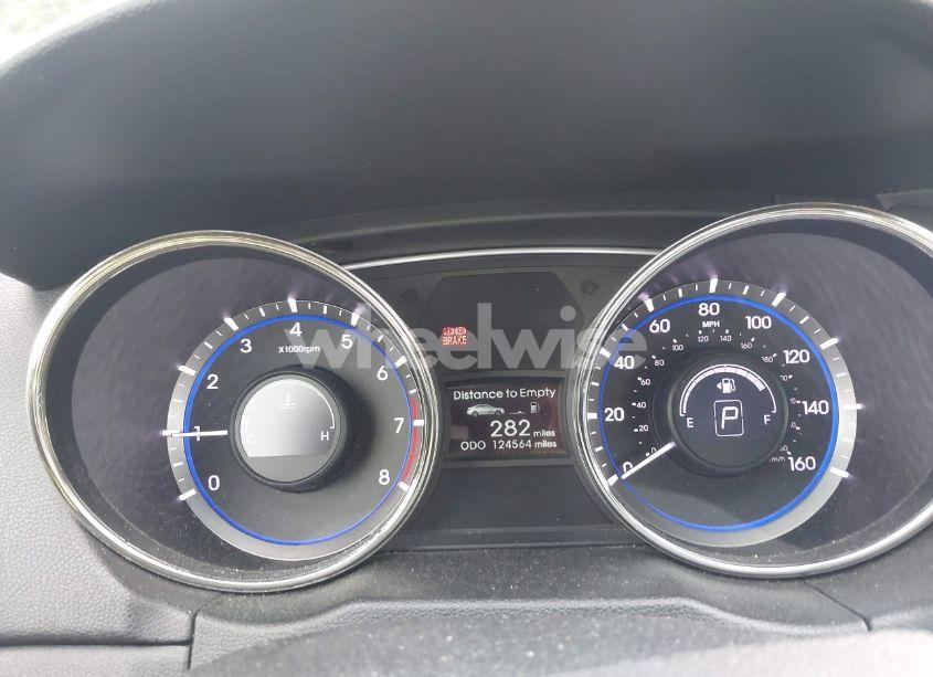 Photo 15 of 2011 Hyundai Sonata SE (VIN 5NPEC4ACXBH036569)