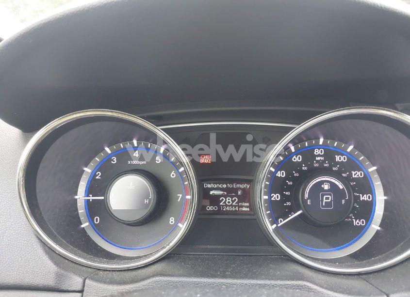 Photo 7 of 2011 Hyundai Sonata SE (VIN 5NPEC4ACXBH036569)