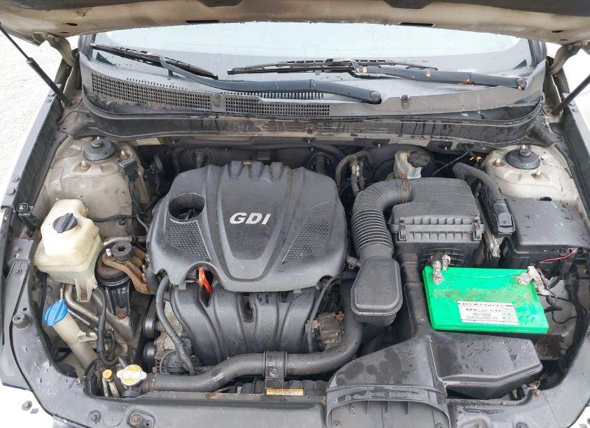 Photo 10 of 2011 Hyundai Sonata SE (VIN 5NPEC4ACXBH039844)