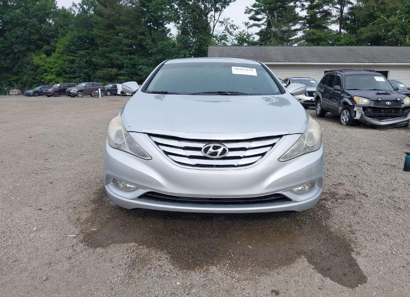 Photo 12 of 2011 Hyundai Sonata SE (VIN 5NPEC4ACXBH039844)