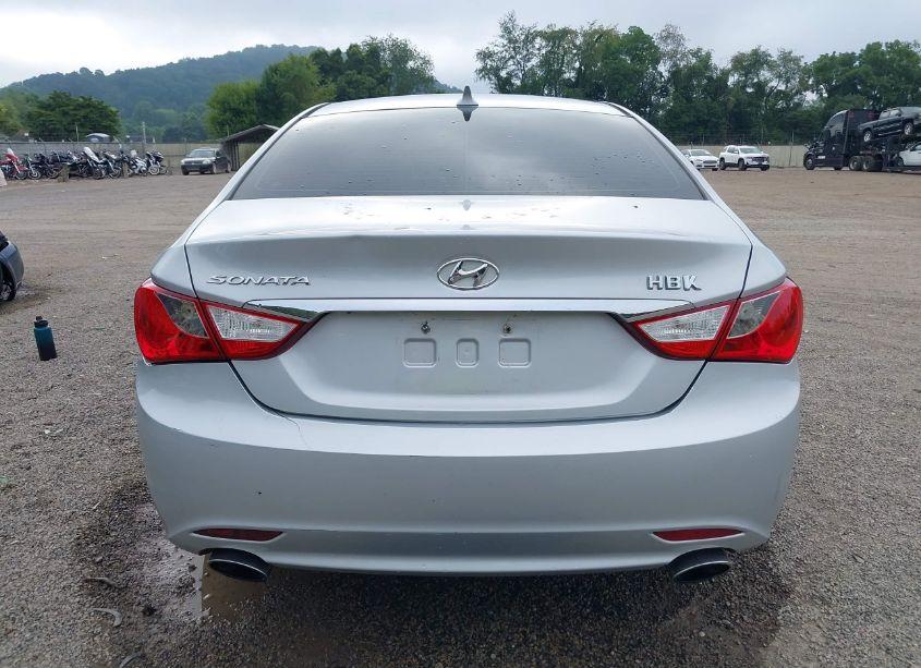 Photo 16 of 2011 Hyundai Sonata SE (VIN 5NPEC4ACXBH039844)