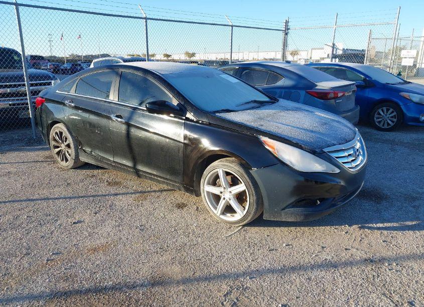 2011 Hyundai Sonata SE (VIN 5NPEC4ACXBH091913) main photo