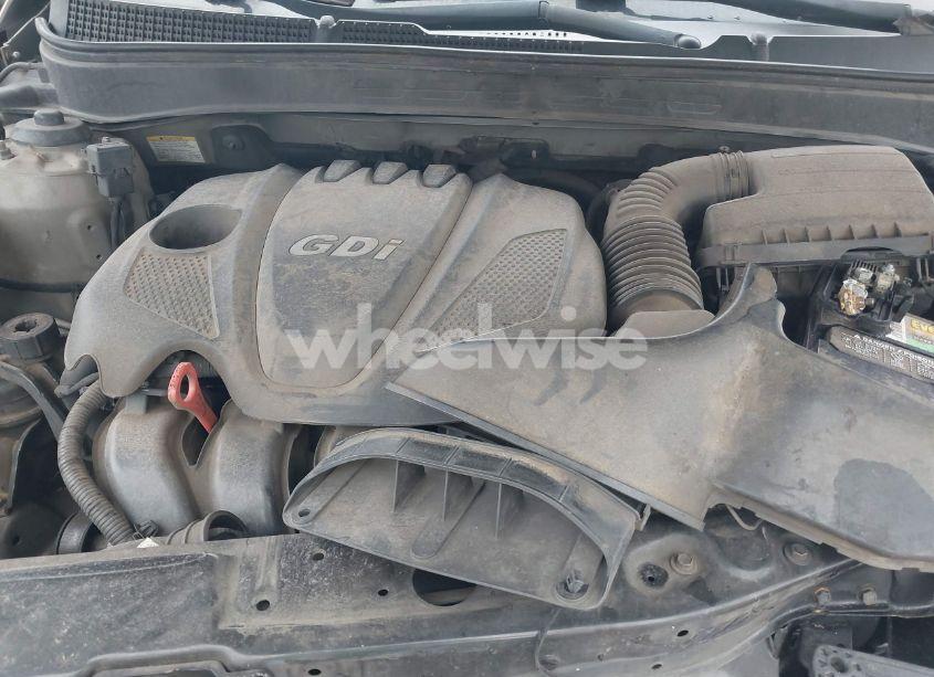 Photo 10 of 2011 Hyundai Sonata SE (VIN 5NPEC4ACXBH096206)