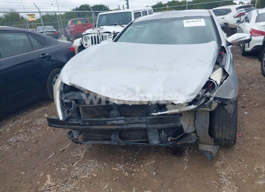 Photo 12 of 2011 Hyundai Sonata SE (VIN 5NPEC4ACXBH096206)