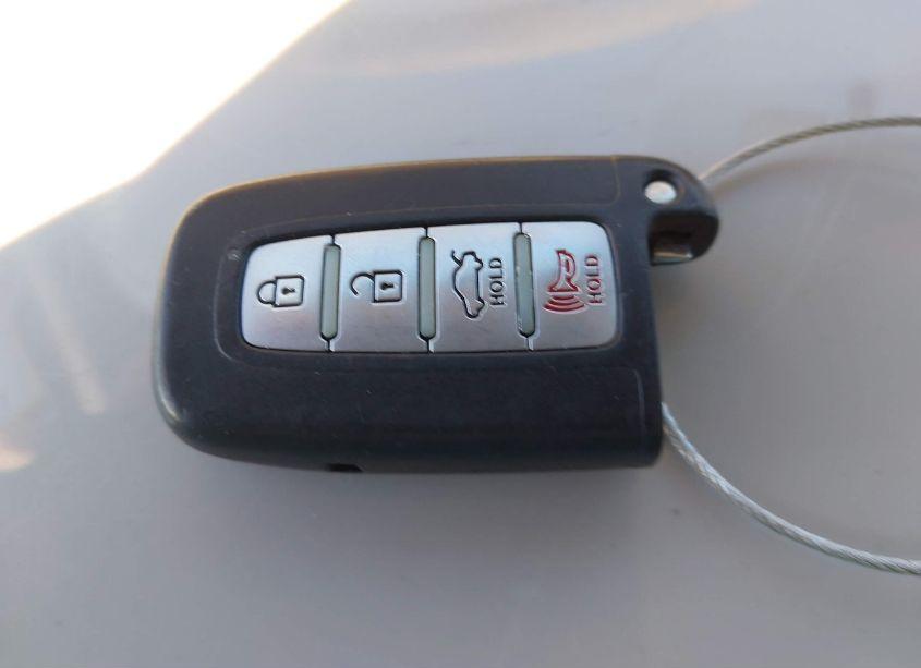 Photo 11 of 2011 Hyundai Sonata LIMITED (VIN 5NPEC4ACXBH107320)