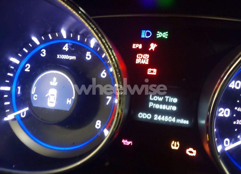 Photo 7 of 2011 Hyundai Sonata SE (VIN 5NPEC4ACXBH128278)