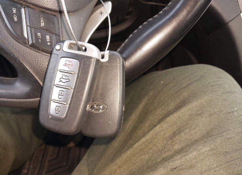 Photo 11 of 2011 Hyundai Sonata SE (VIN 5NPEC4ACXBH217980)