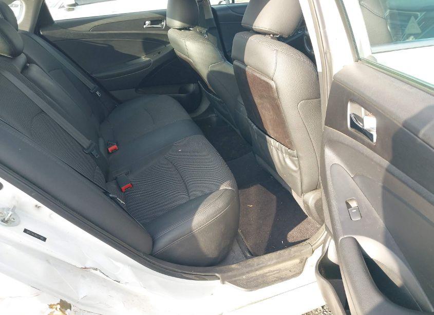 Photo 8 of 2011 Hyundai Sonata SE (VIN 5NPEC4ACXBH217980)