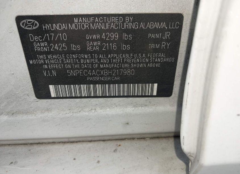 Photo 9 of 2011 Hyundai Sonata SE (VIN 5NPEC4ACXBH217980)