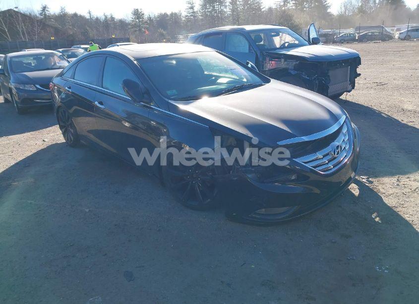 2011 Hyundai Sonata SE (VIN 5NPEC4ACXBH222791) main photo