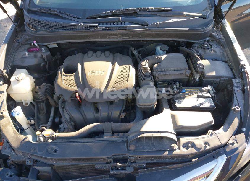 Photo 10 of 2011 Hyundai Sonata SE (VIN 5NPEC4ACXBH222791)
