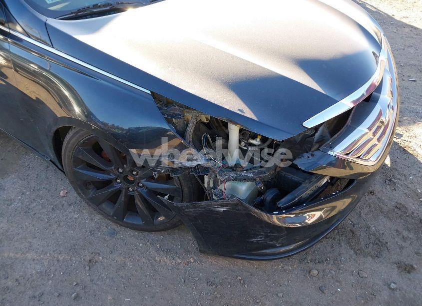 Photo 6 of 2011 Hyundai Sonata SE (VIN 5NPEC4ACXBH222791)