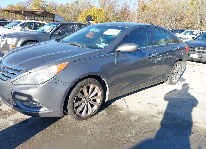 Photo 6 of 2011 Hyundai Sonata SE (VIN 5NPEC4ACXBH238005)