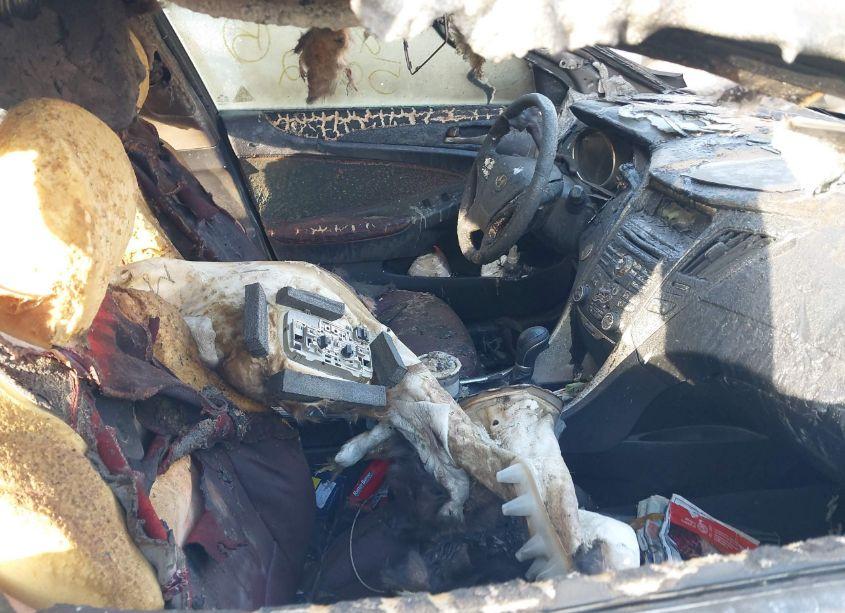 Photo 5 of 2011 Hyundai Sonata LIMITED (VIN 5NPEC4ACXBH273904)