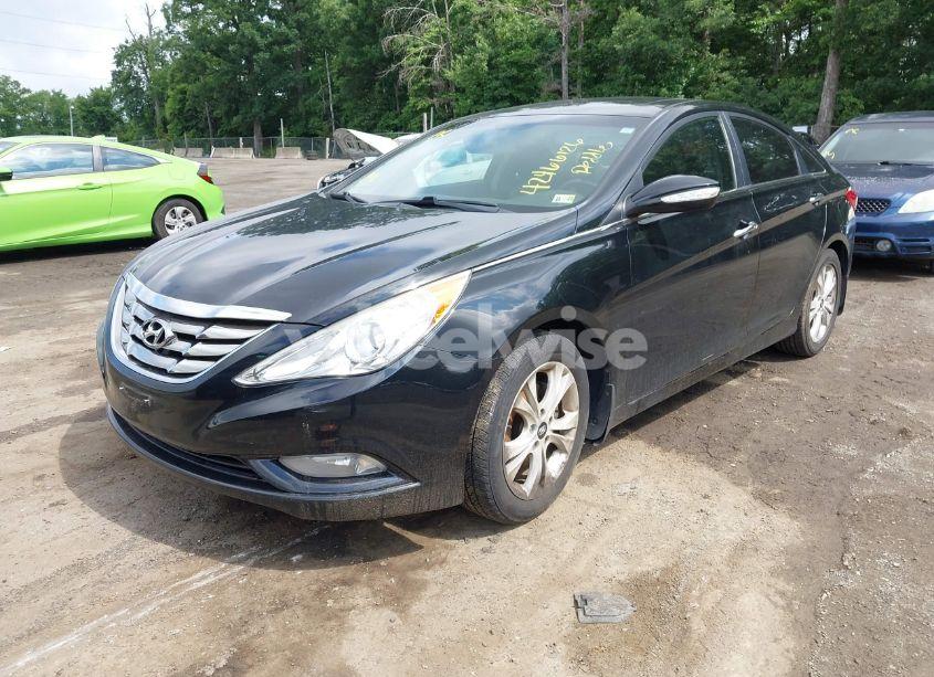 Photo 2 of 2011 Hyundai Sonata LIMITED (VIN 5NPEC4ACXBH305007)