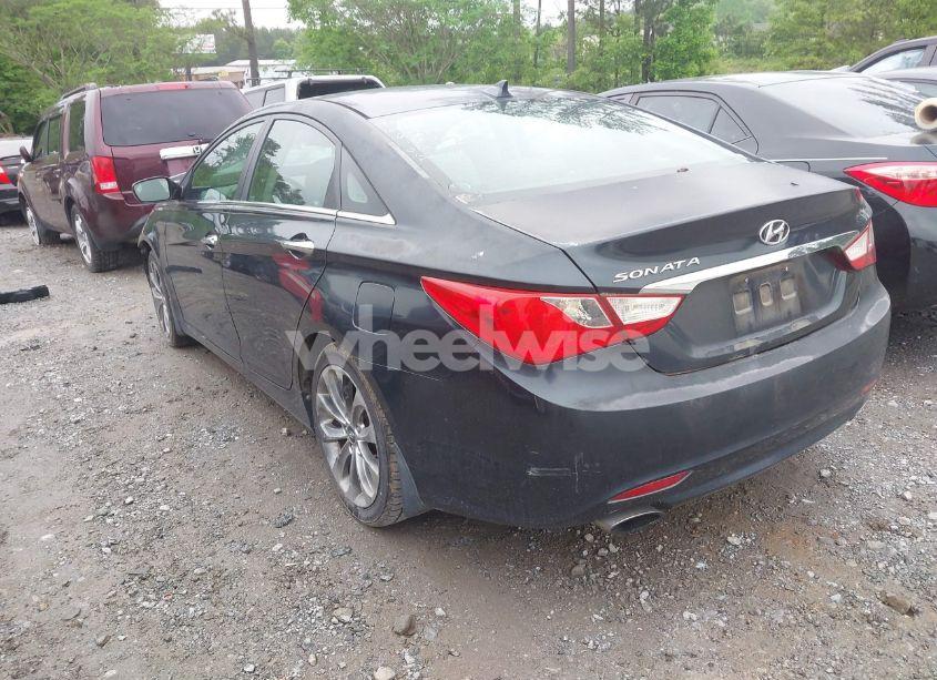 Photo 3 of 2012 Hyundai Sonata SE (VIN 5NPEC4ACXCH339921)