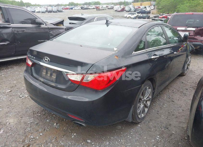 Photo 4 of 2012 Hyundai Sonata SE (VIN 5NPEC4ACXCH339921)