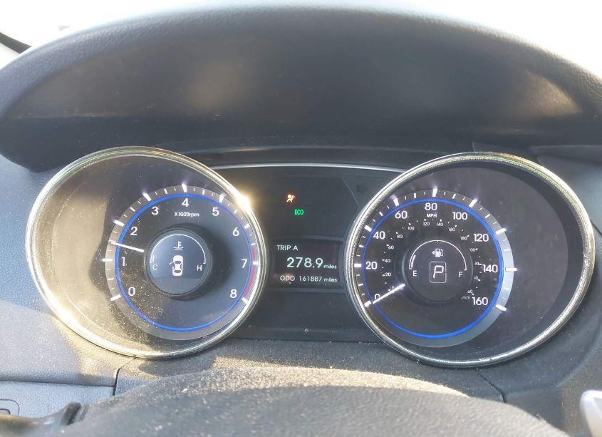 Photo 7 of 2012 Hyundai Sonata SE (VIN 5NPEC4ACXCH385555)