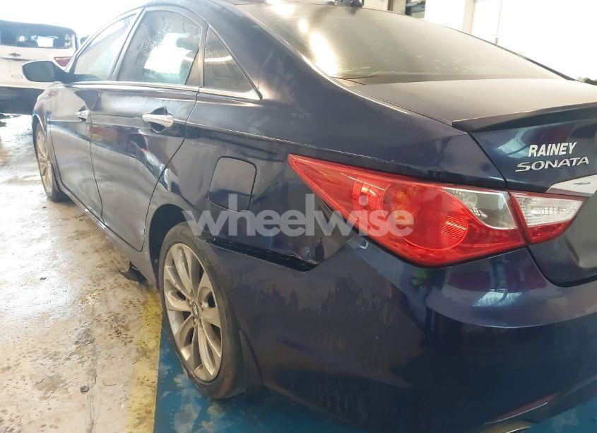 Photo 6 of 2012 Hyundai Sonata SE (VIN 5NPEC4ACXCH412592)