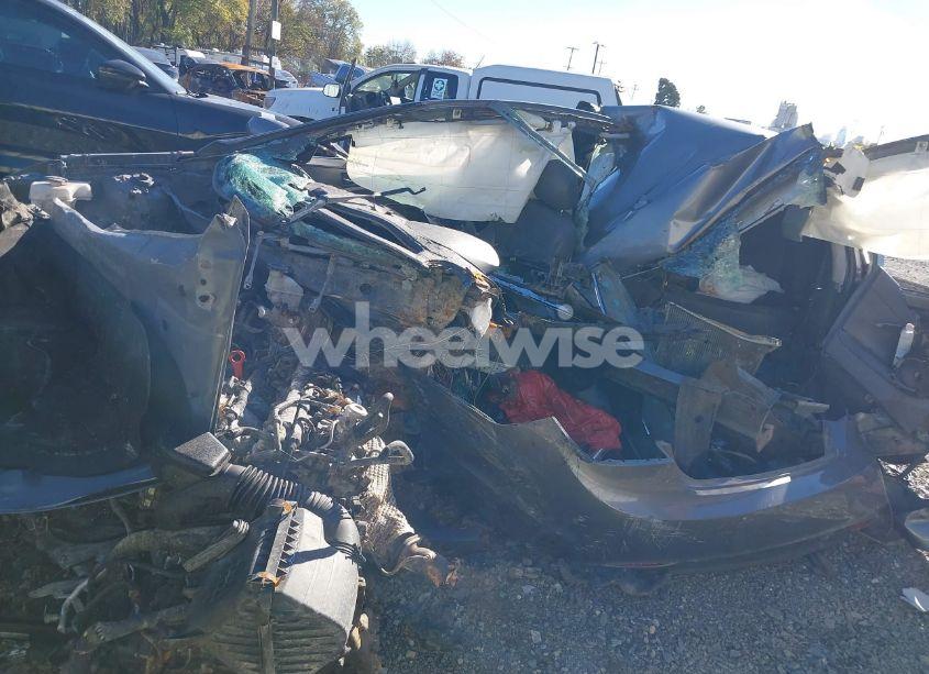 Photo 2 of 2012 Hyundai Sonata SE (VIN 5NPEC4ACXCH456737)