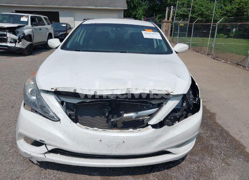 Photo 13 of 2012 Hyundai Sonata SE (VIN 5NPEC4ACXCH463316)