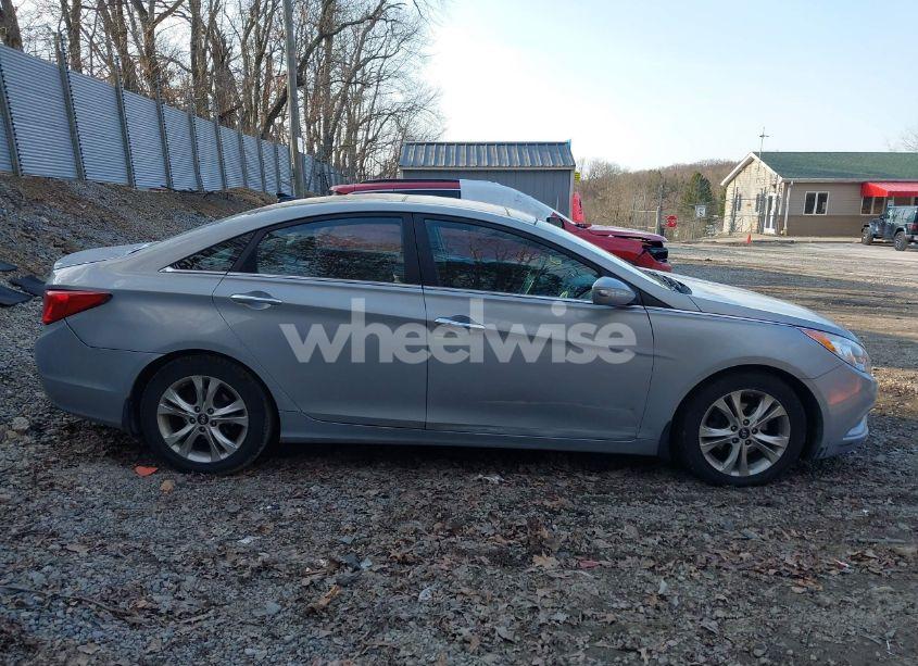 Photo 13 of 2013 Hyundai Sonata LIMITED (VIN 5NPEC4ACXDH516663)