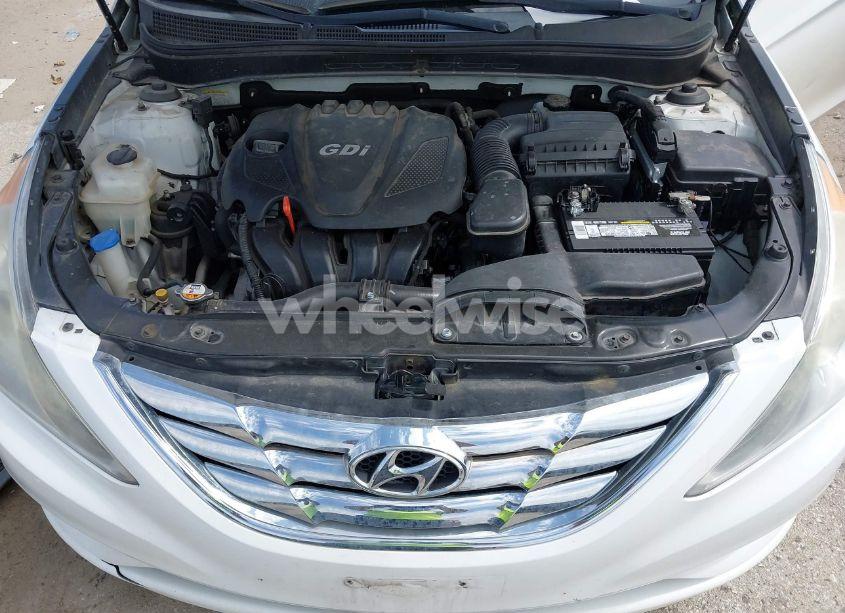 Photo 10 of 2013 Hyundai Sonata SE (VIN 5NPEC4ACXDH612048)
