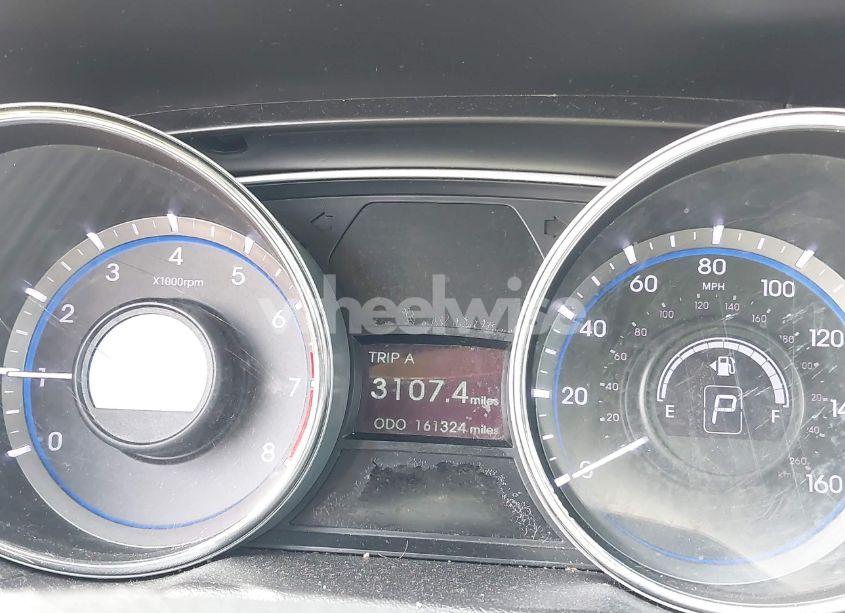 Photo 7 of 2013 Hyundai Sonata SE (VIN 5NPEC4ACXDH612048)