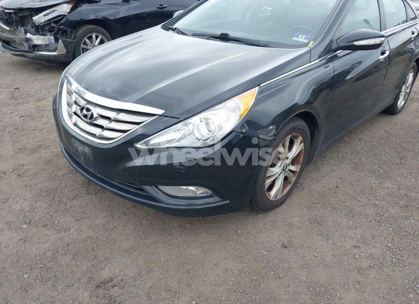 Photo 6 of 2013 Hyundai Sonata LIMITED (VIN 5NPEC4ACXDH696923)