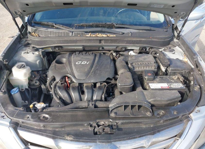 Photo 10 of 2013 Hyundai Sonata SE (VIN 5NPEC4ACXDH772138)