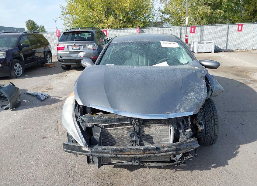 Photo 11 of 2013 Hyundai Sonata SE (VIN 5NPEC4ACXDH787352)