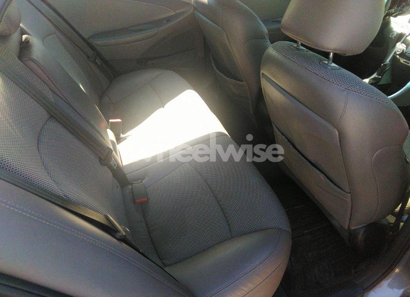 Photo 8 of 2013 Hyundai Sonata SE (VIN 5NPEC4ACXDH806756)