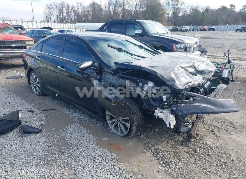 2014 Hyundai Sonata SE (VIN 5NPEC4ACXEH827575) main photo